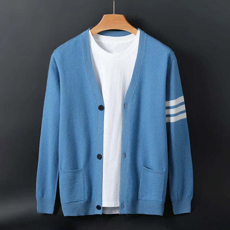Klassiek wollen gebreid vest