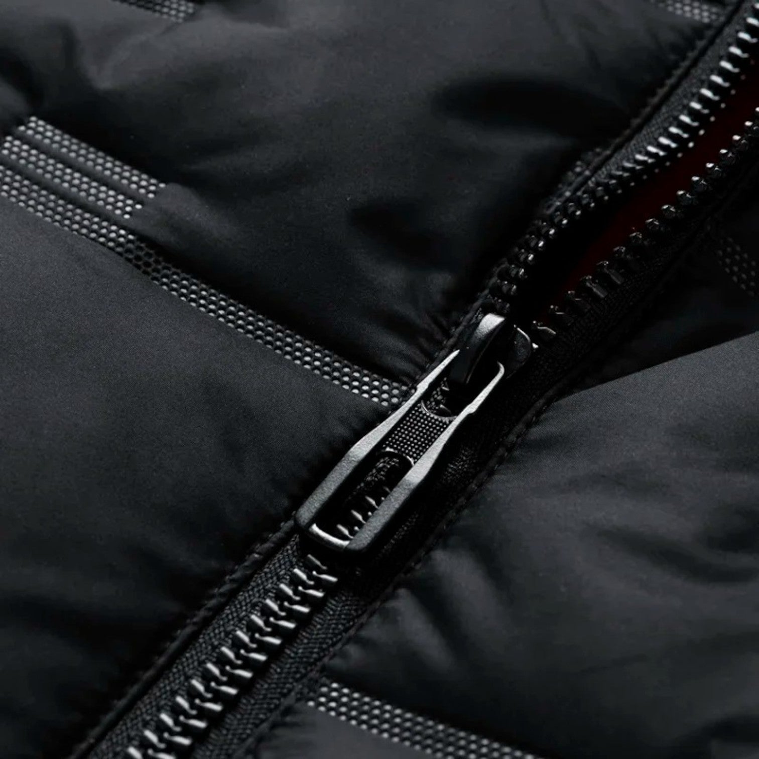 Silvio | gewatteerd bodywarmer met capuchon